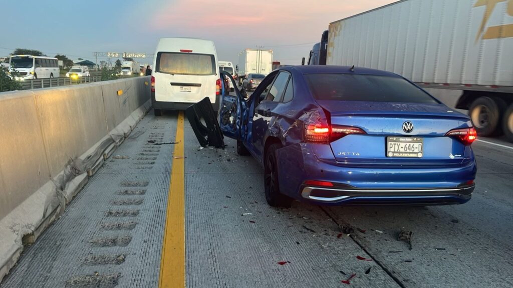 Accidente en la Carretera 57 provoca caos vial rumbo a Querétaro. - La ...
